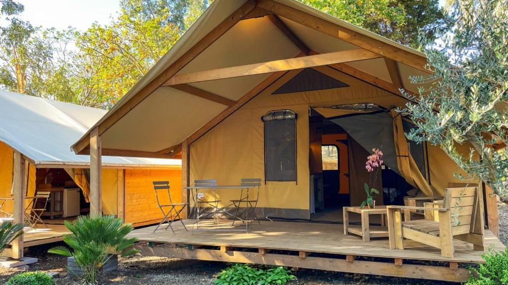Il Pampaleone Glamping And Resort Acireale Εξωτερικό φωτογραφία