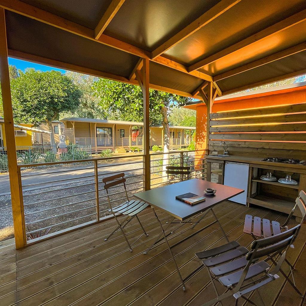 Il Pampaleone Glamping And Resort Acireale Εξωτερικό φωτογραφία