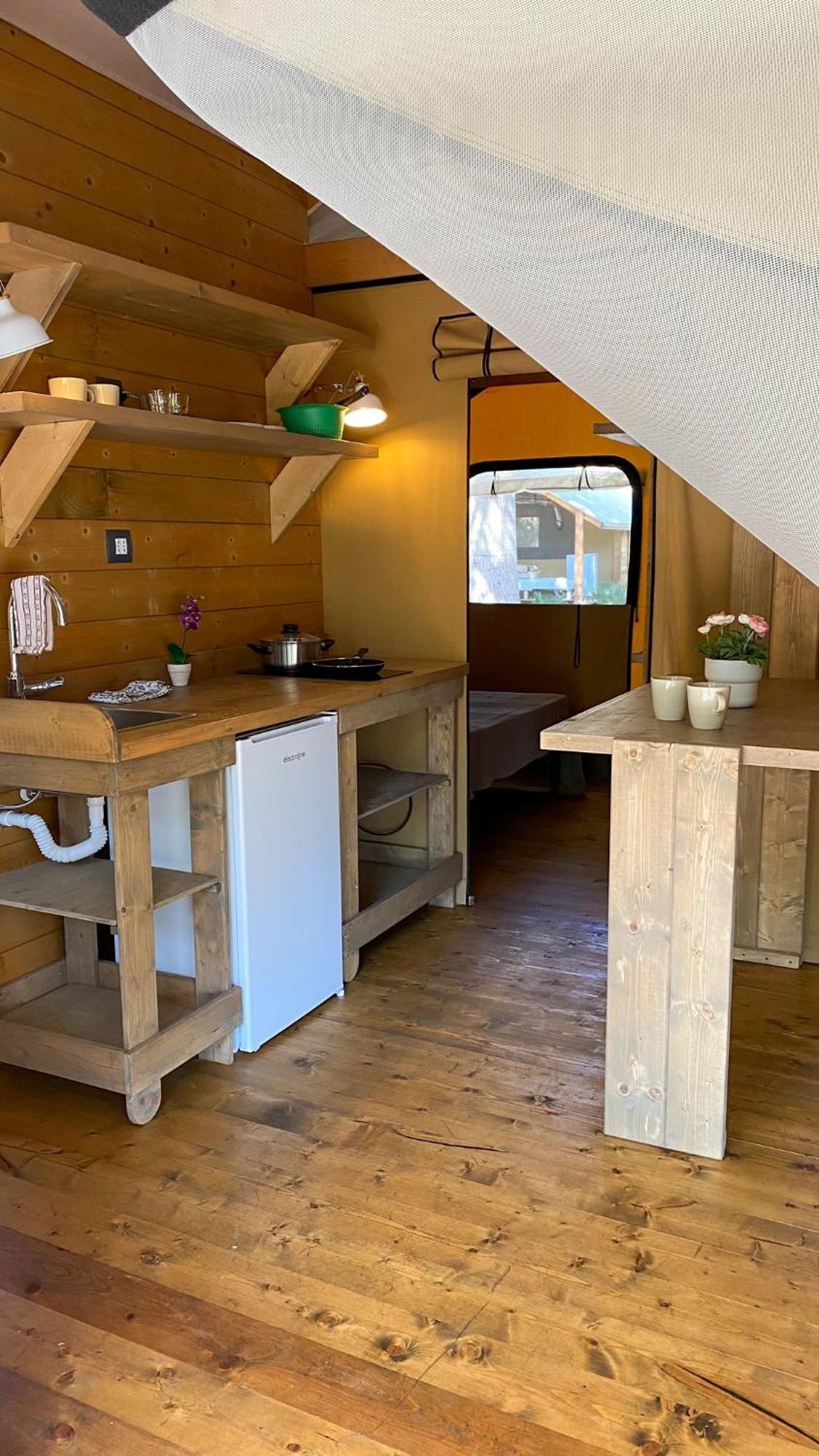 Il Pampaleone Glamping And Resort Acireale Δωμάτιο φωτογραφία